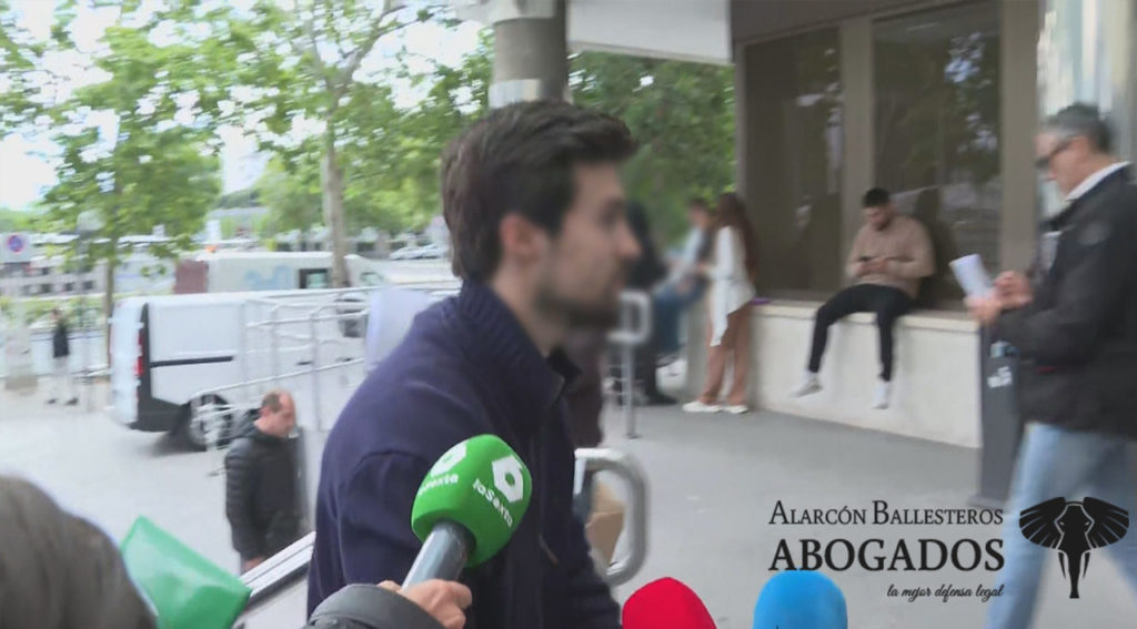 Un 'Petazetaz' ratifica que vio al otro mantener relaciones con una de las víctimas en un piso de Vallecas